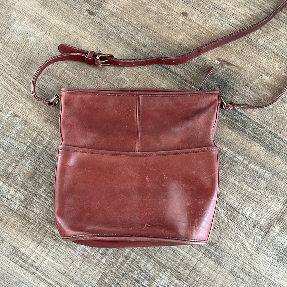 Authentic coach crossbody vintage purse